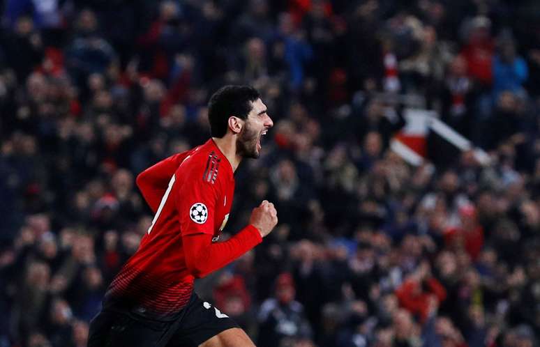 Fellaini marcou o gol da vitória do Manchester United