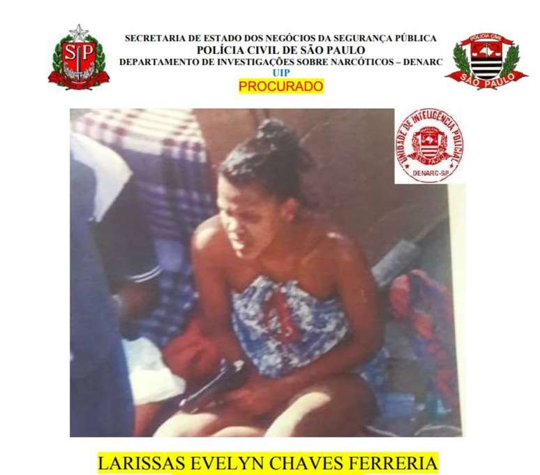 Procurada por venda de entorpecente, suspeita foi capturada por PMs ap&oacute;s tentar se disfar&ccedil;ar com capuz