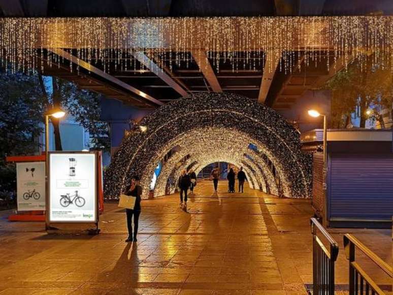 Gênova abrirá túnel de luz mais longo da Europa