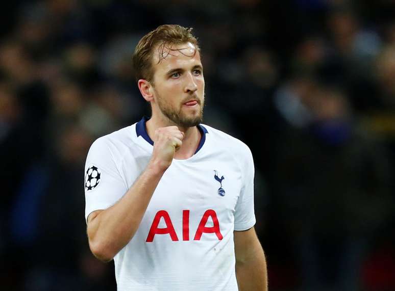 Harry Kane comemora gol do Tottenham