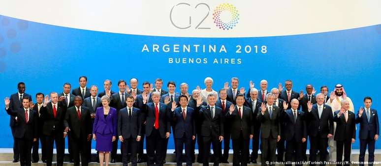 Foto oficial sem Angela Merkel, que não pôde comparecer ao início do G20 em Buenos Aires