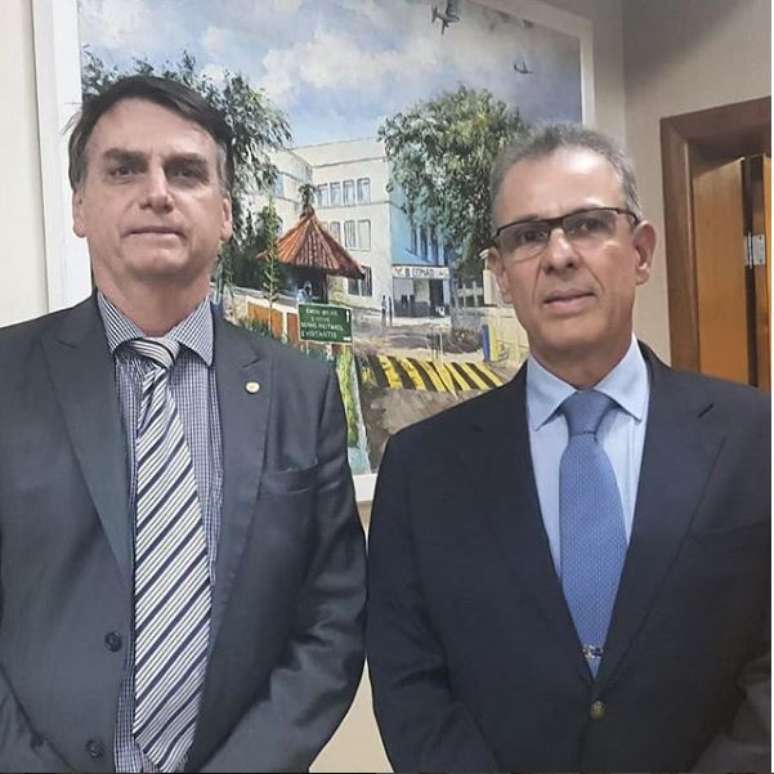 Bolsonaro ao lado de Bento Costa