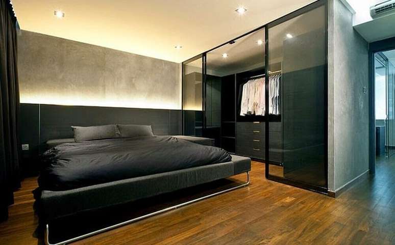 35. Decoração para quarto preto com closet – Foto: Teamne Interior