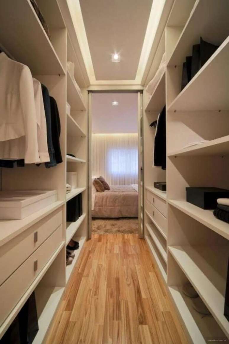 59. Modelo de quarto com closet – Foto: Assetproject