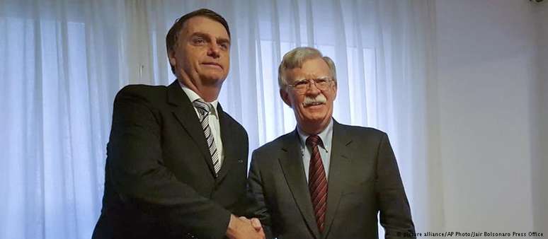 Jair Bolsonaro e John Bolton se encontraram no Rio de Janeiro, na casa do presidente eleito