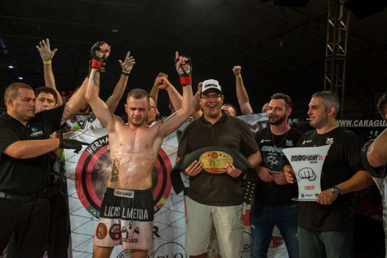 Vencedor na luta principal, Lucas Almeida foi um dos grandes destaques do Max Fight 21 (Foto: Alexandre Valle)