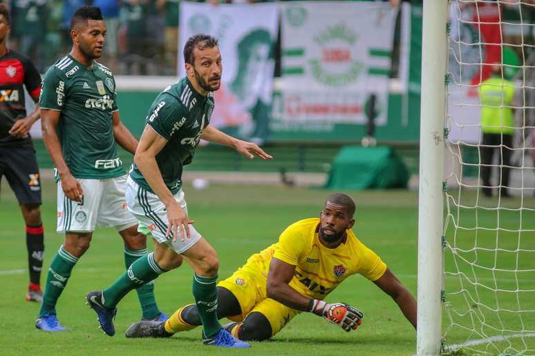 Edu Dracena do Palmeiras comemora gol