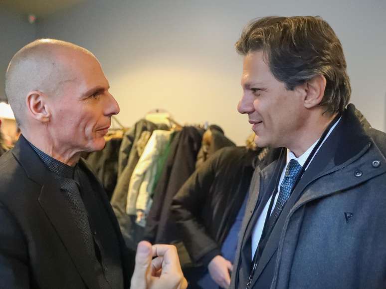 O ex-ministro de finanças da Grécia, Yanis Varoufakis, lançou uma frente Internacional Progressista que ganhou manchetes nos principais jornais do mundo e que conta com a participação de nomes como o do petista Fernando Haddad