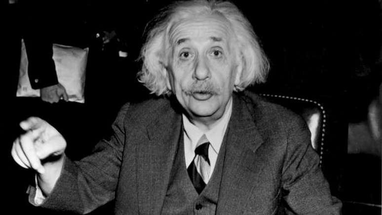 O pensamento de Einstein sobre a religião foi muito influenciado pela obra do filósofo Baruch Spinoza