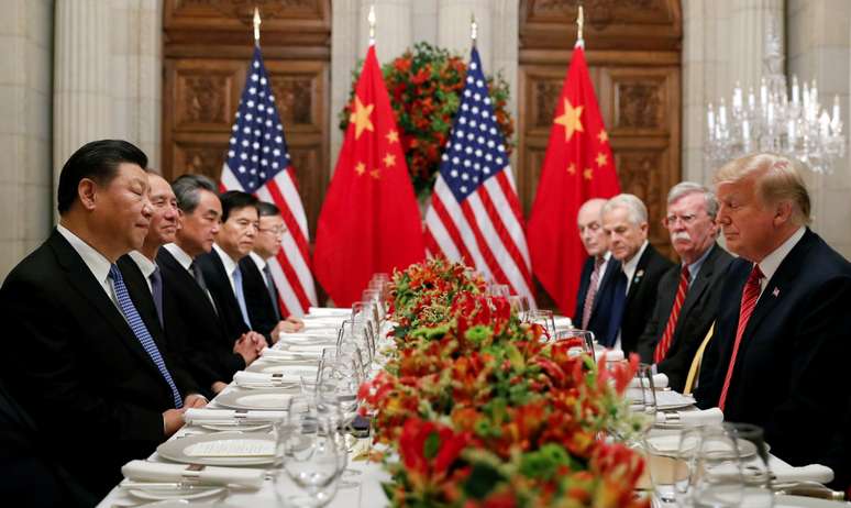 Donald Trump, presidente dos EUA, e Xi Jinping, presidente da China Buenos Aires, Argentina 01/12,/2018. REUTERS/Kevin Lamarque  