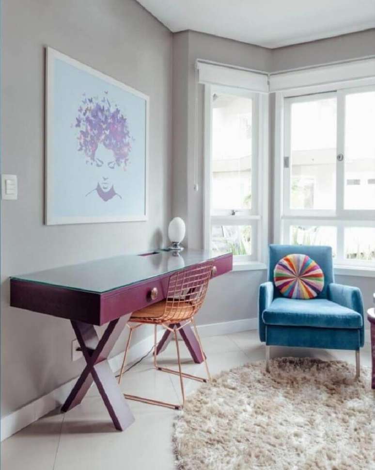 58. Decora&ccedil;&atilde;o com cadeira aramada rose gold &ndash; Foto: Ambientta Arquitetura