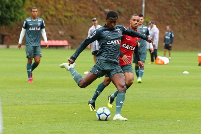 Denílson fez apenas oito jogos pelo clube e não marcou nenhum gol pelo Galo - Foto: Bruno Cantini / Divulgação / Atlético-MG