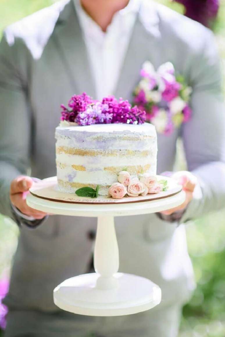 64. Modelo de bolo simples para casamento no campo – Foto: Wesele z klasą