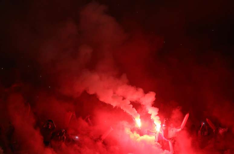 Torcida do River Plate contra o Gimnasia y Esgrima La Plata
 28/11/2018   REUTERS/Diego Izquierdo