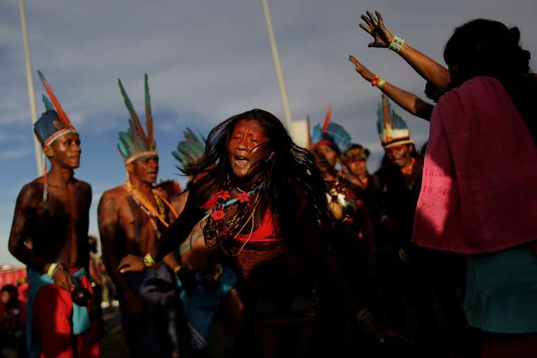 Índios protestam em Brasília
27/04/2017
REUTERS/Ueslei Marcelino