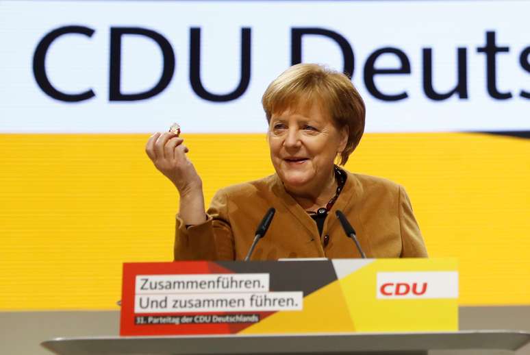 Chanceler da Alemanha, Angela Merkel, durante congresso da CDU em Hamburgo 06/12/2018 REUTERS/Kai Pfaffenbach