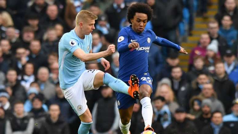 Chelsea e Manchester City fazem o clássico da rodada do Inglês (Foto: ANTHONY DEVLIN / AFP)