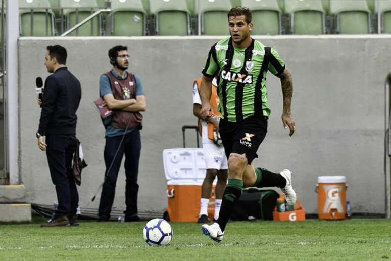 O atacante foi o artilheiro da equipe na temporada 2018 com nove gols, mas não evitou a queda do Coelho para a segunda divisão- Foto: Mourão Panda / América-MG