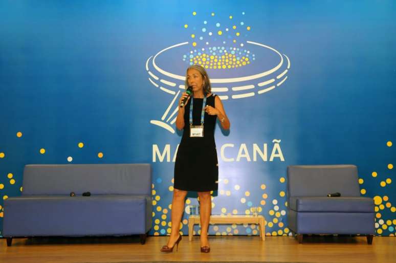 Maureen Flores em palestra no Maracanã (Foto: Divulgação/Staff Images)