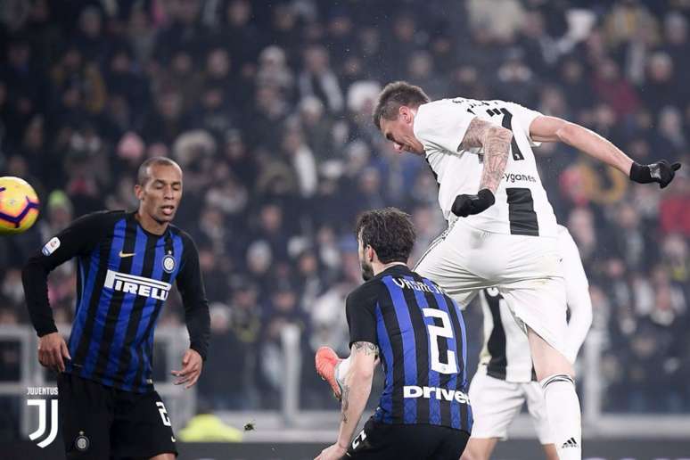 Com gol de Mandzukic, Juventus derrota a Inter de Milão pelo Italiano (Foto: Reprodução / Twitter)
