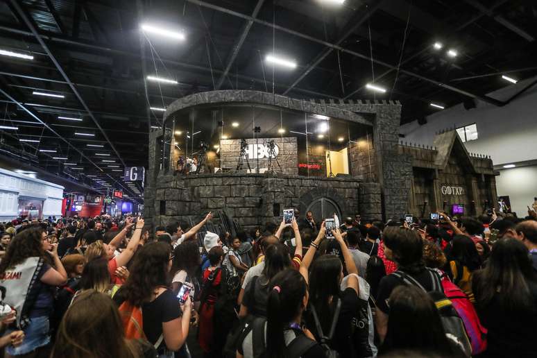 Movimentação de visitantes na abertura da Comic Con Experience (CCXP 2018), na São Paulo Expo