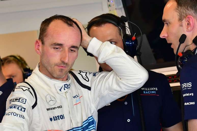 Kubica se diz “decepcionado” com aposentadoria de Alonso coincidir com seu retorno ao grid