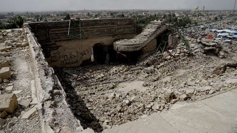 O santuário de Nabi Yunus, na cidade iraquiana de Mossul, foi reduzido a escombros pelo Estado Islâmico
