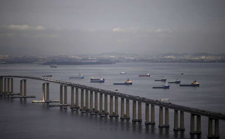 Ponte Rio-Niter&oacute;i 11/12/2015 REUTERS/Ricardo Moraes