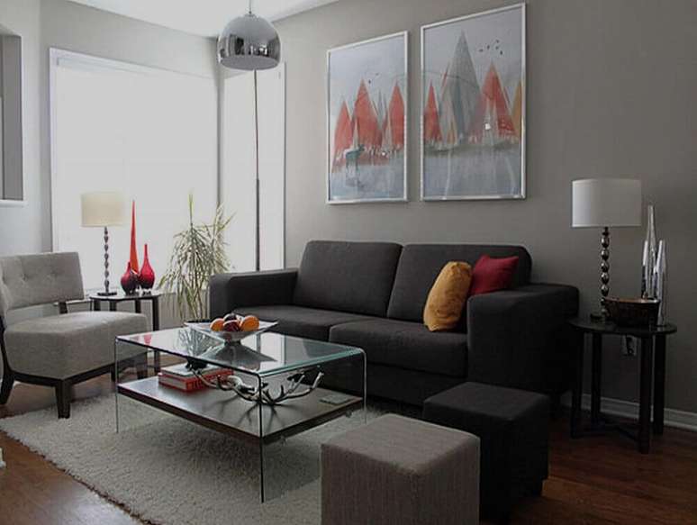 26. Você pode utilizar mais de um modelo de enfeites decorativos para sala de estar – Foto: Paint Color