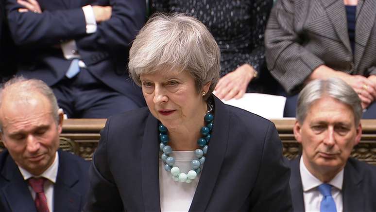 Primeira-ministra britânica, Theresa May, discursa no Parlamento
10/12/2018
Parliament TV handout via REUTERS

