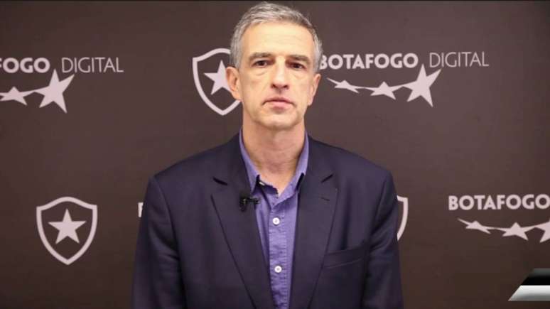 Manoel Renha é diretor geral da base alvinegra desde 2015, e um dos mais influentes do clube (Divulgação)