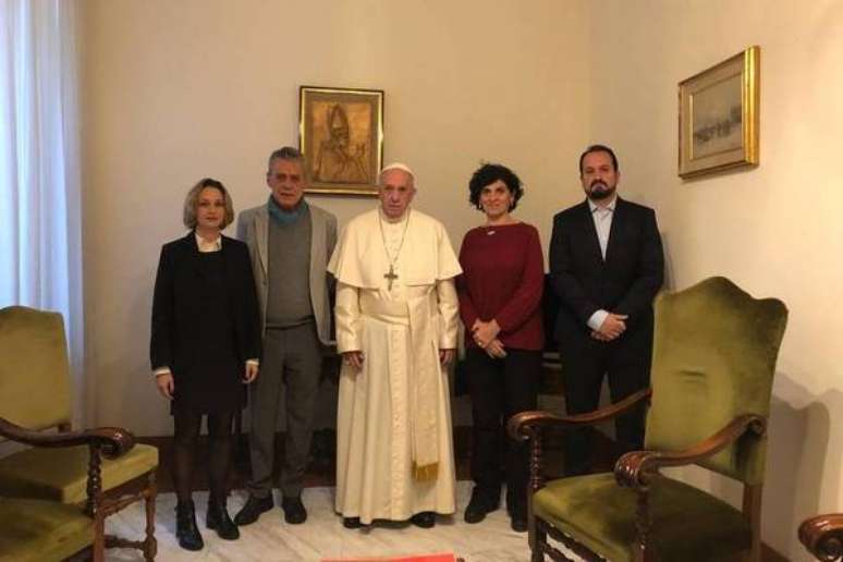 Papa recebe Chico Buarque no Vaticano