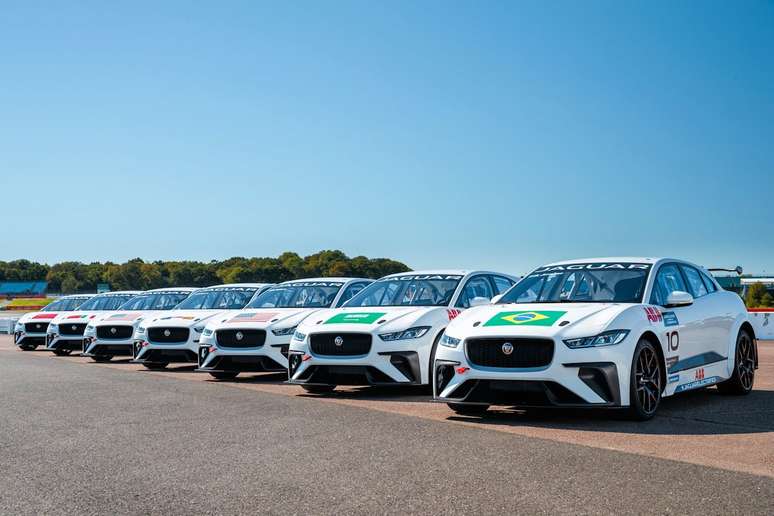 Jaguar confirma grid com 11 carros para a corrida inaugural do eTrophy I-PACE na Ar&aacute;bia Saudita
