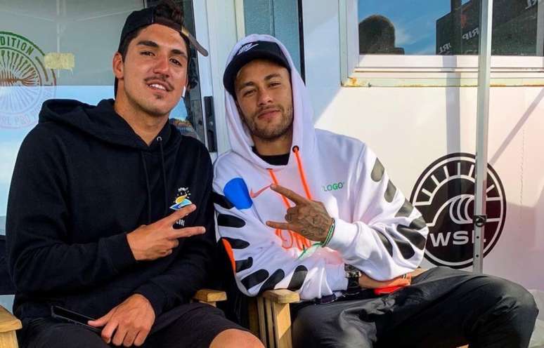 Neymar mandou mensagem de incentivo ao amigo Gabriel Medina (Foto: Reprodução/Instagram)