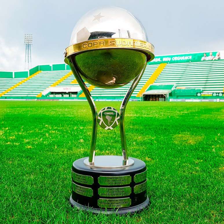 Chapecoense irá disputar Sul-Americana 2019 após título do Athletico (Foto: Divulgação/Chapecoense)