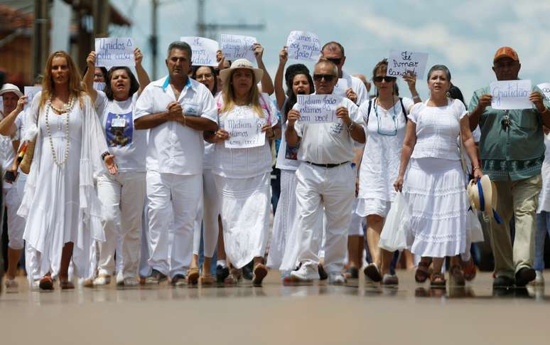 Apoiadores de Jo&atilde;o de Deus em Abadi&acirc;nia
  13/12/2018   REUTERS/Adriano Machado