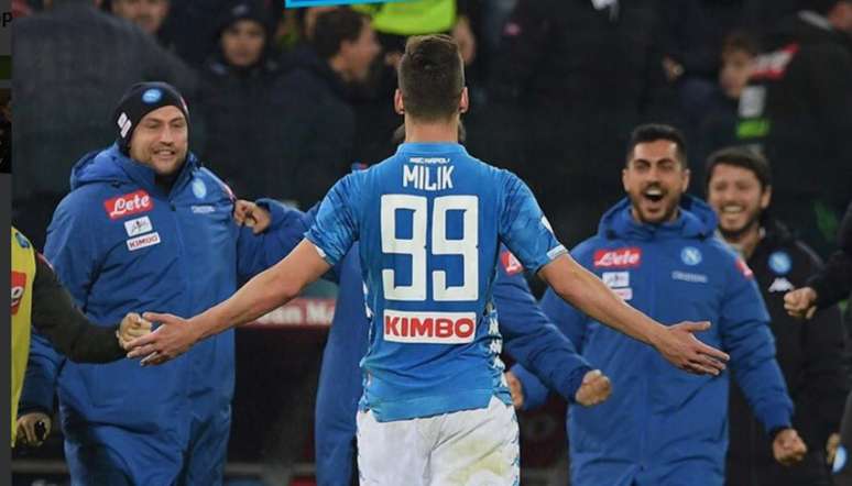 Napoli chega aos 38 pontos, oito atrás da Juventus. (Foto: Divulgação / Napoli)