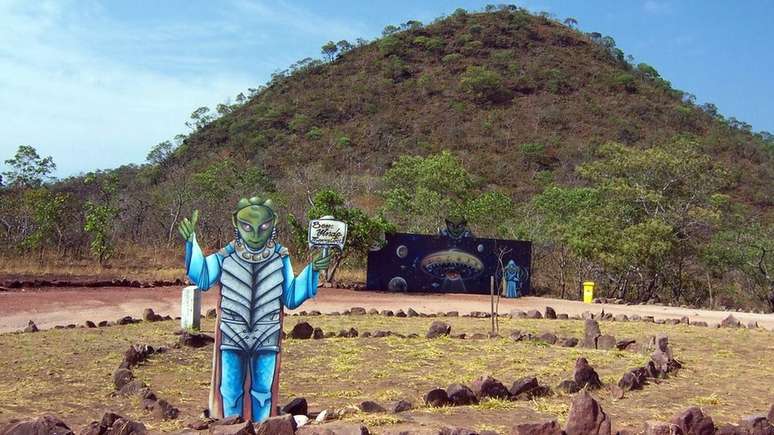 Narrativas frequentes de moradores sobre &oacute;vnis motivaram a cria&ccedil;&atilde;o do discoporto