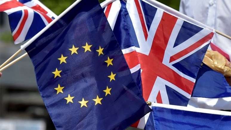 Sinais dados até agora pela UE é de que não há abertura para renegociar acordo do Brexit