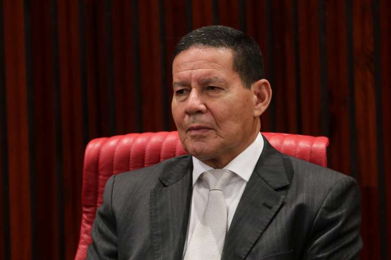 General Mourão, no prédio do Tribunal Superior Eleitoral (TSE), em Brasília (DF)