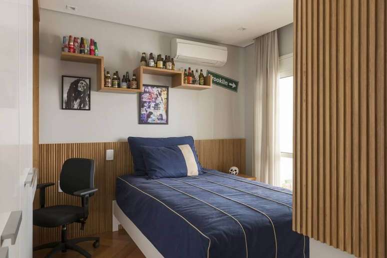 6. Decoração neutra para quarto planejado solteiro masculino pequeno – Foto: Gustavo Motta