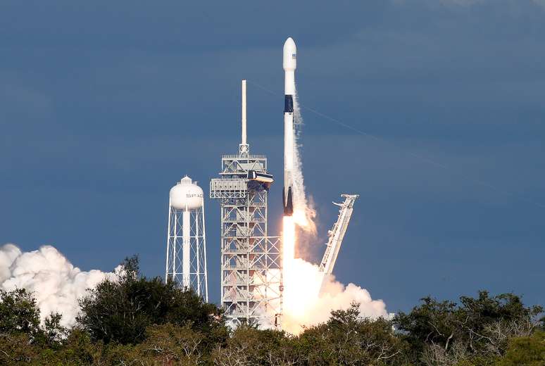 Lançamento do foguete Falcom 9 da SpaceX em Cape Canaveral, Estados Unidos
15/11/2018 REUTERS/Joe Skipper