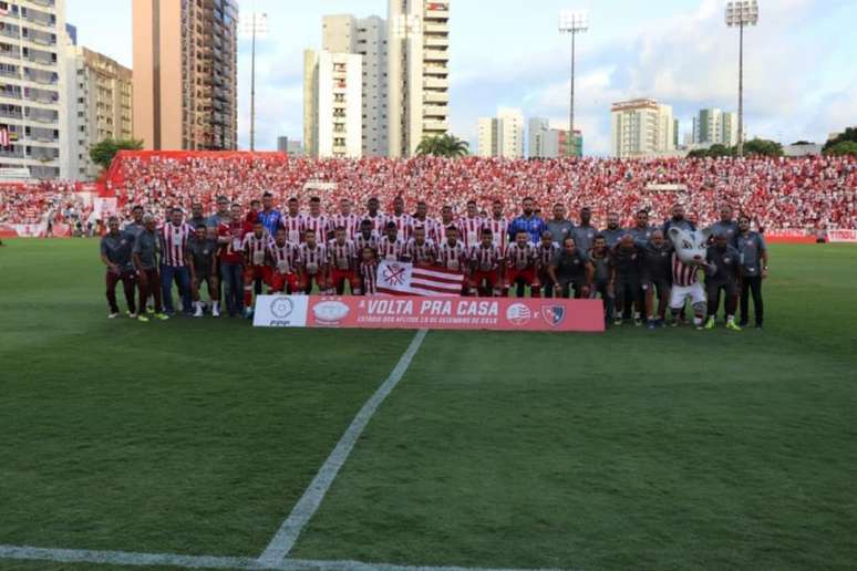 Náutico bateu o Newell's Old Boys em retorno ao Estádio dos Aflitos(Foto: Divulgação/Náutico)