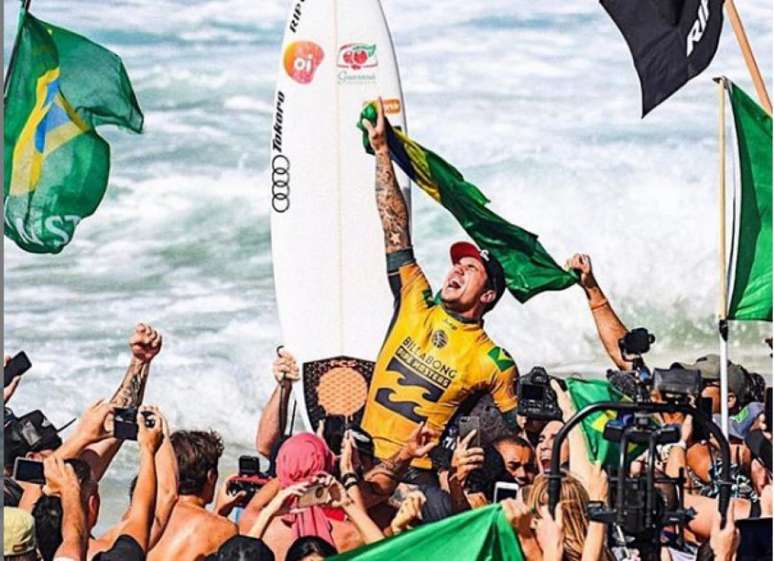 Gabriel Medina vence Julian Wilson e conquista etapa do Havaí (Foto: Reprodução/instagram)