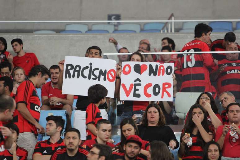 De acordo com levantamento do Observatório da Discriminação Racial no Futebol, o ano de 2018 teve 93 registros de pelo menos uma manifestação de racismo, xenofobia, misoginia, entre outras