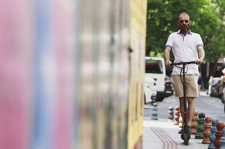 Empresa afirma que em muitas cidades a maioria das viagens de carro é de curto percurso, o que abre um nicho para os patinetes