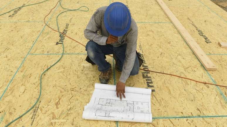 Sobreviverão somente os arquitetos que fizerem trabalhos criativos, segundo o autor de um livro sobre carreiras que tendem a desaparecer.