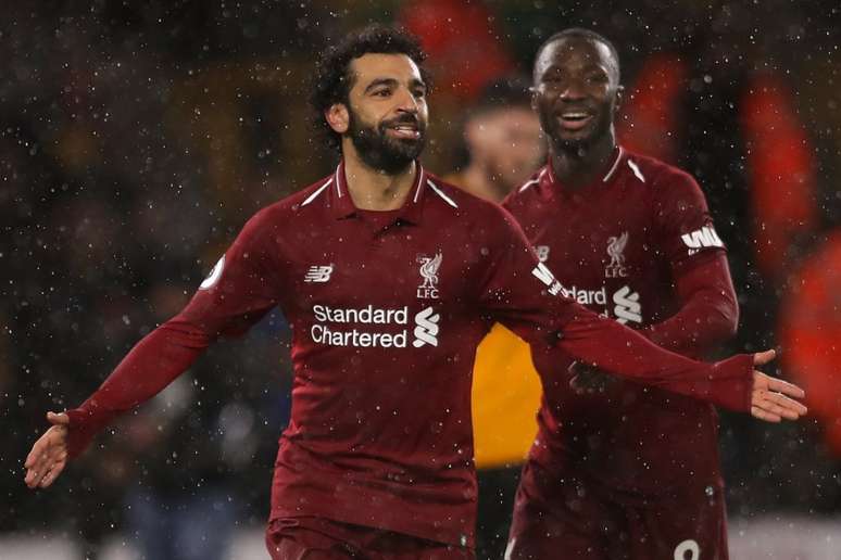 Salah brilha novamente, Liverpool vence e segue líder do Inglês (Foto: Divulgação)