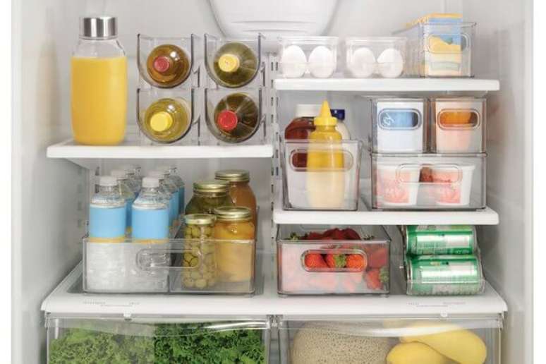 51. Saber organizar a geladeira é essencial para quem quer saber como organizar a cozinha. Foto de Casar É
