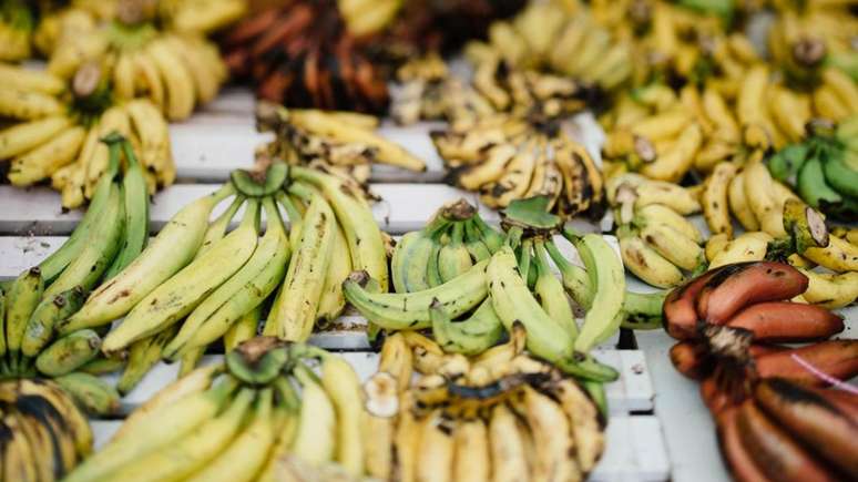 A banana-da-terra tem propriedades antioxidantes e antimicrobianas